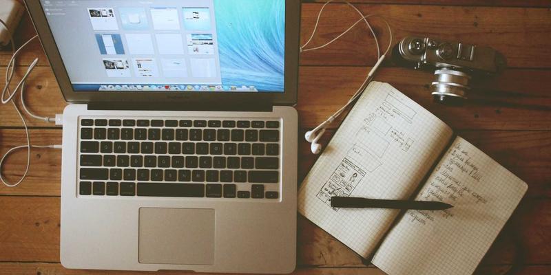 告别盲区:UPS电池在线监测系统(BMS)如何成为数据中心与关键设施的“生命线”?